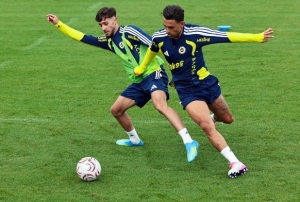 Fenerbahçe, Avusturya kampındaki ilk antrenmanını yaptı