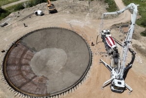 Helikopterler için su havuzları yapı