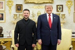 ABD Ba�kan� Trump, Beyaz Saray�da Zelenskiy ile g�r��t�