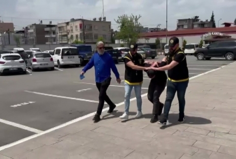 Arkadan ldrp, evi yakm!