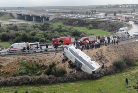 Otob�s kazas�nda �lenlerin isimleri belli oldu