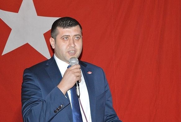 Baki Ersoy'dan, Sultanahmet yorumu