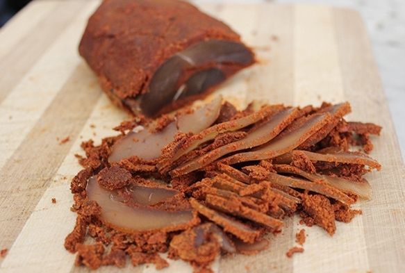 Bir hindi etinden pastrmamz eksikti!