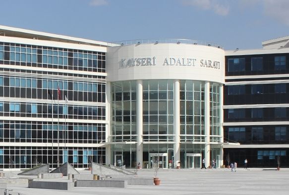adamlar ifadelerinin ardndan serbest brakld