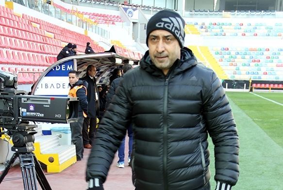 Tolunay Kafkas ok dertli!