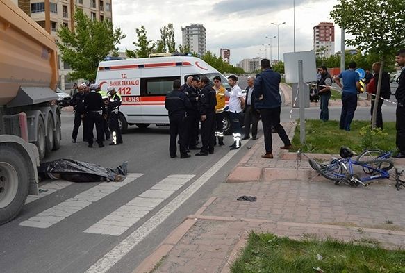 Kardei len aabeyin aresiz bekleyii