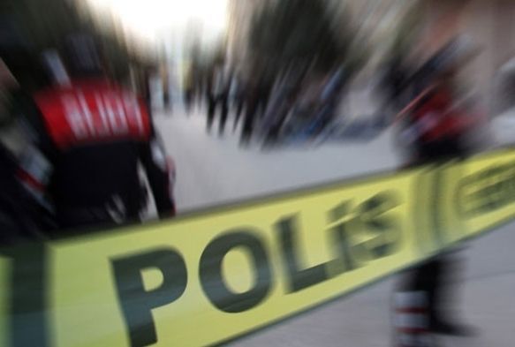 Polis aracna saldr!