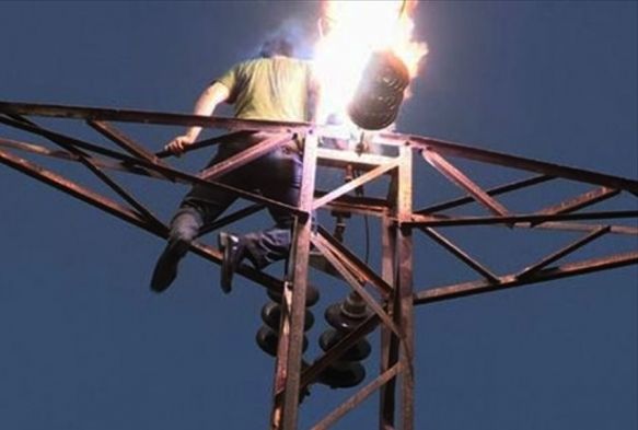Elektrik akmna kaplan ii hayatn kaybetti