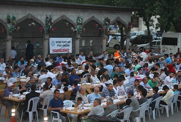 Seyyid Burhanettin Vakf ftar Sponsoru Ticaret Odas Oldu