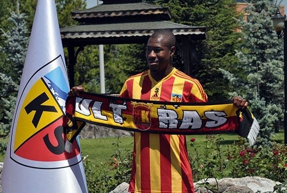 Kayserispor Prejuece Nakoulma ile 1 yıllık sözleşme imzaladı
