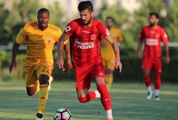 Kayserispor provalara başladı