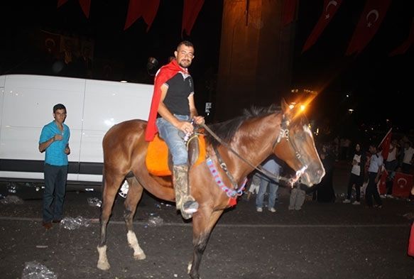 Demokrasi nbetinin 11. gn