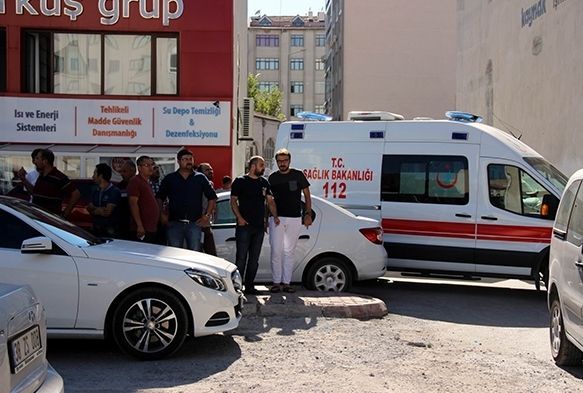 3. kattan düşen şahıs hayatını kaybetti