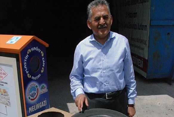 Melikgazi Belediyesi atık lastikleri ekonomiye geri kazandırıyor