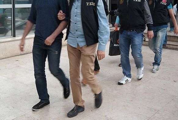 Kayseri’de Bylock kullanıcısı 33 polis tutuklandı