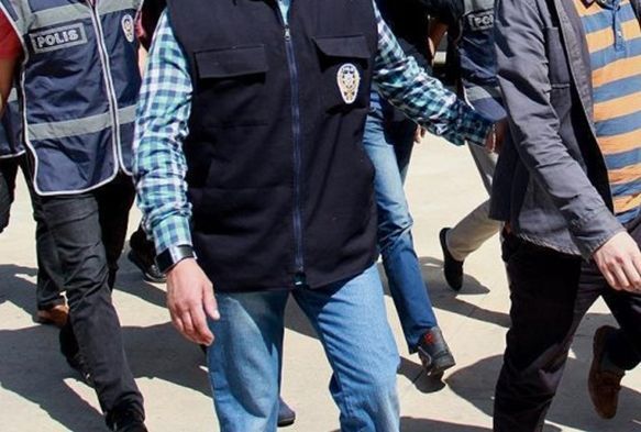 Kayseri'de Bylock kullanıcısı 52 öğretmen tutuklandı