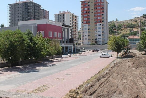 Kayseri’de cami, cemevi ve maşatlık bir arada