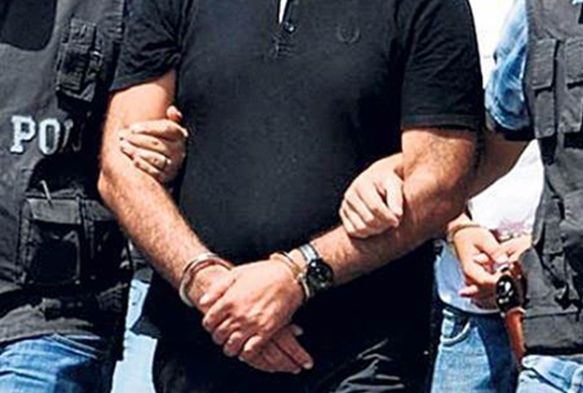Kayseri'de 2 hakim ve 2 savcı tutuklandı