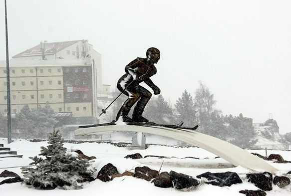 Erciyes’te kar sevinci