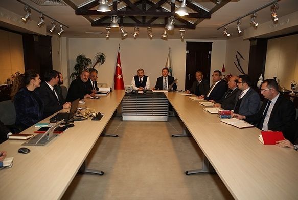 Büyükşehir'de Talas zirvesi