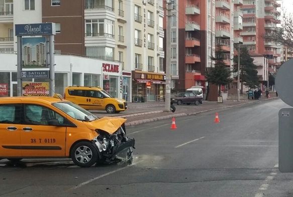 Esenyurt'ta Trafik Kazası