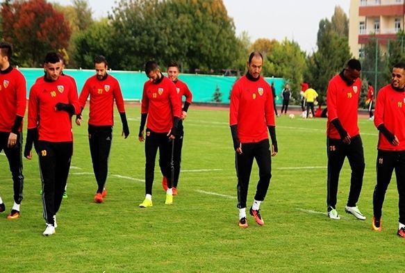 Kayserispor ikinci yarının 4 eksikle başlayacak