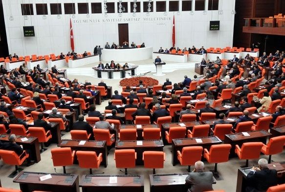 Anayasa deiiklik teklifinin 2. maddesi 342 oyla kabul edildi