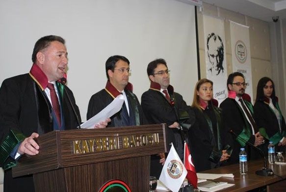 Baro Başkanı Cavit Dursun gündeme ilişkin açıklamalarda bulundu.