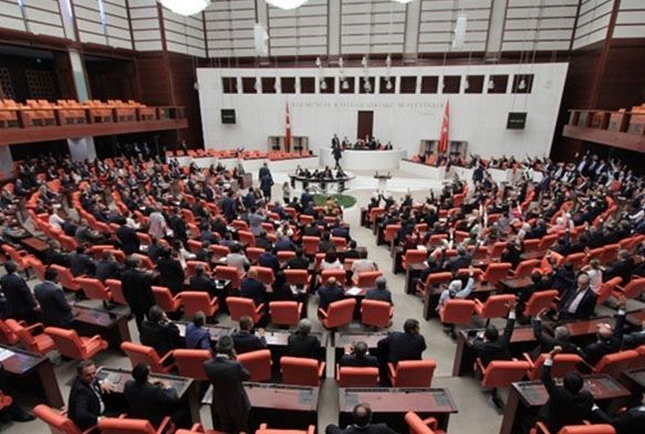 Anayasa teklifi TBMM'de kabul edildi