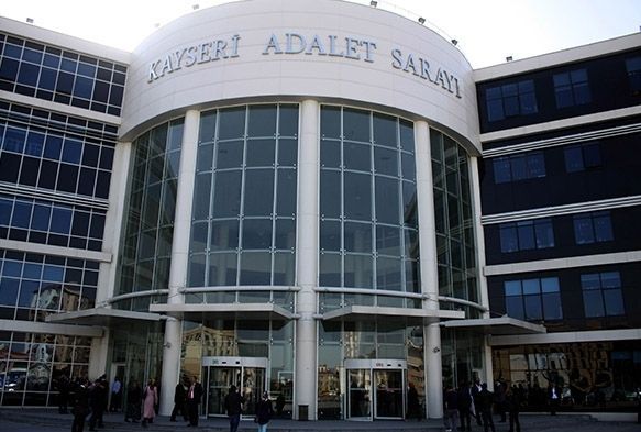 Uyuşturucu operasyonunda gözaltına alınan 5 kişi adliyede