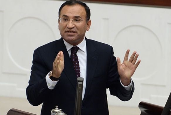 Bakan Bozda referandum tarihini aklad