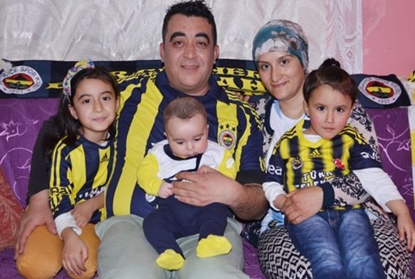 Olunun birinin adn 'Alex' dierinin 'Musa Sow' koydu