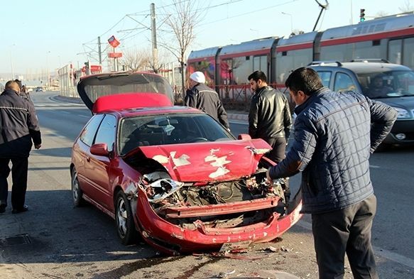 Kayseri'de Trafik Kazası: 1 Yaralı