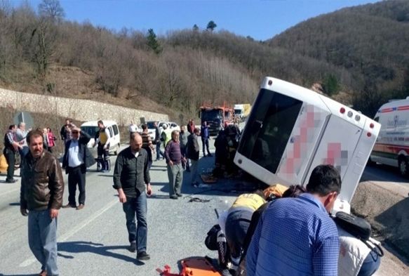 Bursada feci kaza: 7 l, 30 yaral