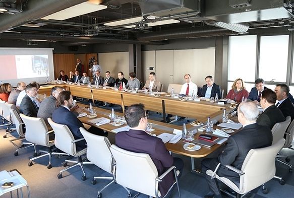 AGÜ’de üniversite-sanayi işbirliği toplantısı gerçekleştirildi