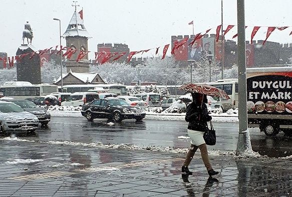 Kayseri'de kar yağışı