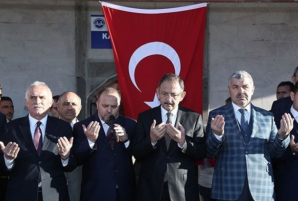 Bakan zhaseki ve Bakan elik Yeilhisarda