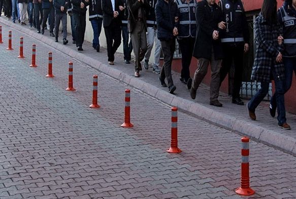 Kamu Kurum ve Kuruluşlarında FETÖ Operasyonu: 15 Gözaltı