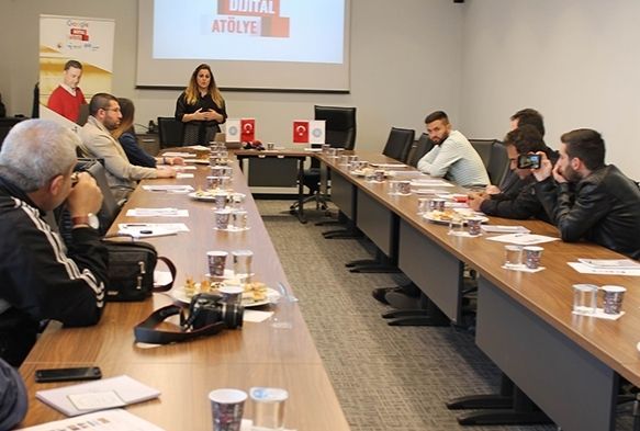 Google, gazeteciler için ‘Dijital Atölye’ semineri düzenledi