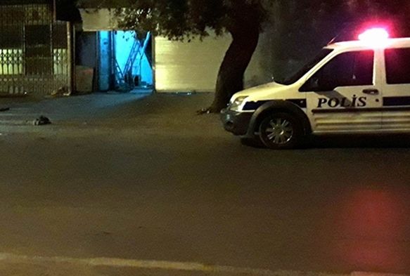 Oto tamirhanesine silahlı saldırı: 1 ölü, 2 yaralı
