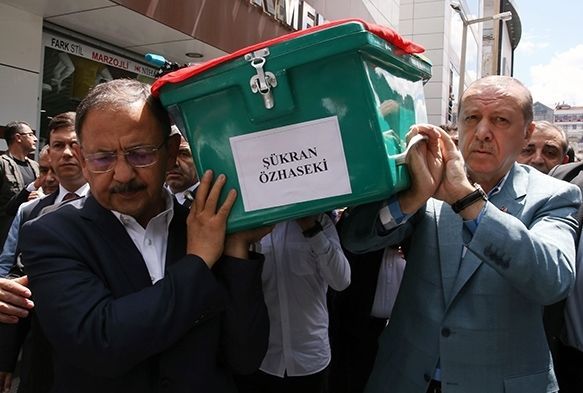 Bakan Özhaseki’nin acı günü