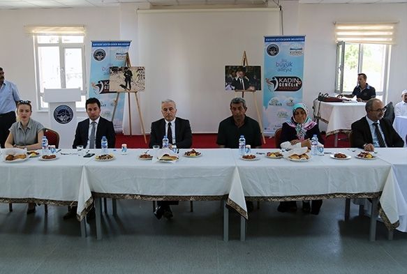 Vali Kamçı 15 Temmuz şehidinin Mevlidine Katıldı