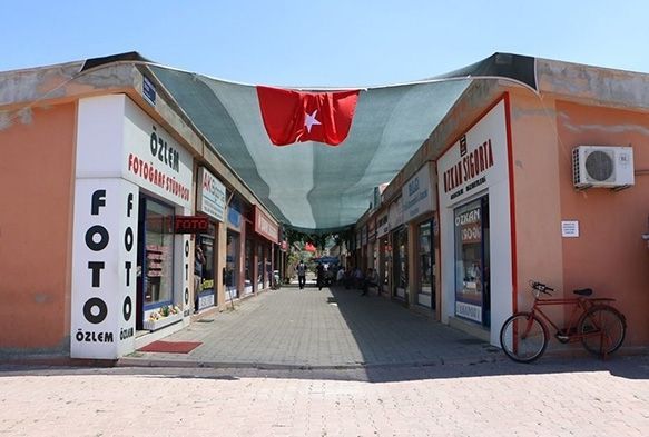 Kayseri esnafından aşırı sıcaklara ilginç çözüm!