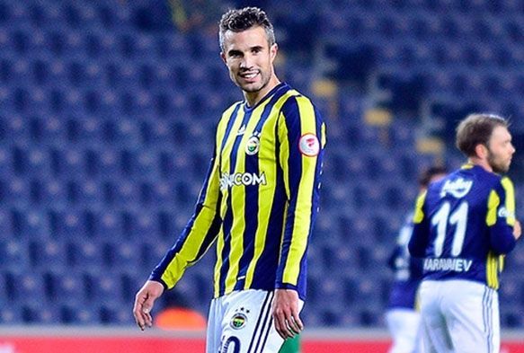 Fenerbahe'de Robin Van Persie oku