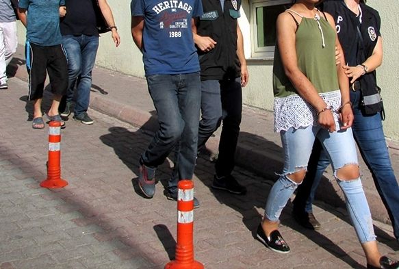 Şafak operasyonunda gözaltına alınan 5 kişi tutuklandı