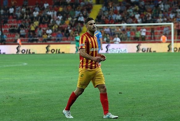 Deniz, sezonun ilk penaltısını kaçırdı