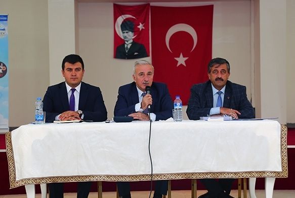 Vali Kamçı Tomarza’da Muhtarlarla Buluştu