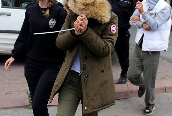 Uyuşturucu ticaretinden gözaltına alınan 4 kişi hakim karşısında