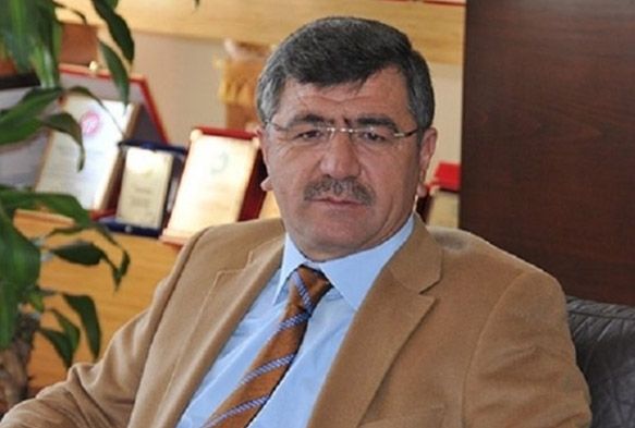 Nide Belediye Bakan Faruk Akdoan istifa etti 