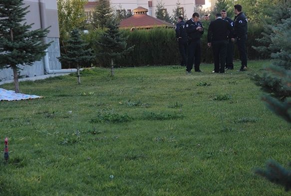 7. kattan düşen 55 yaşındaki kadın hayatını kaybetti